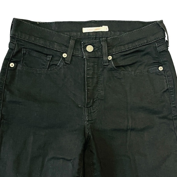 Levi Classic Straight Leg Jeans. Black Size 4 #1064 - Picture 3 of 4